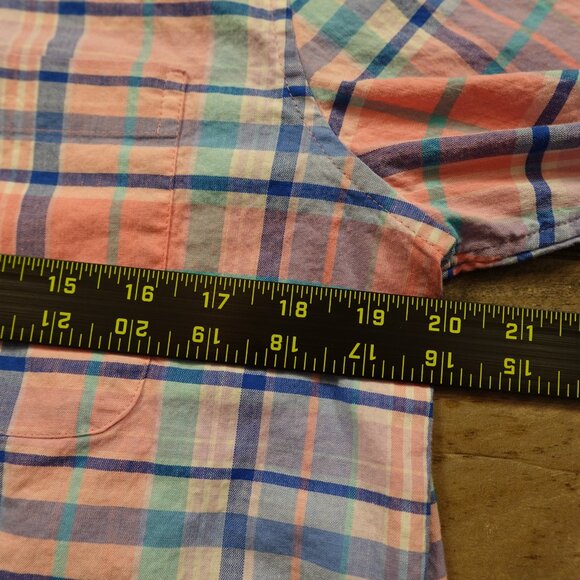 Vineyard Vines plaid button down shirt men's medium pink blue plaid - Picture 5 of 13